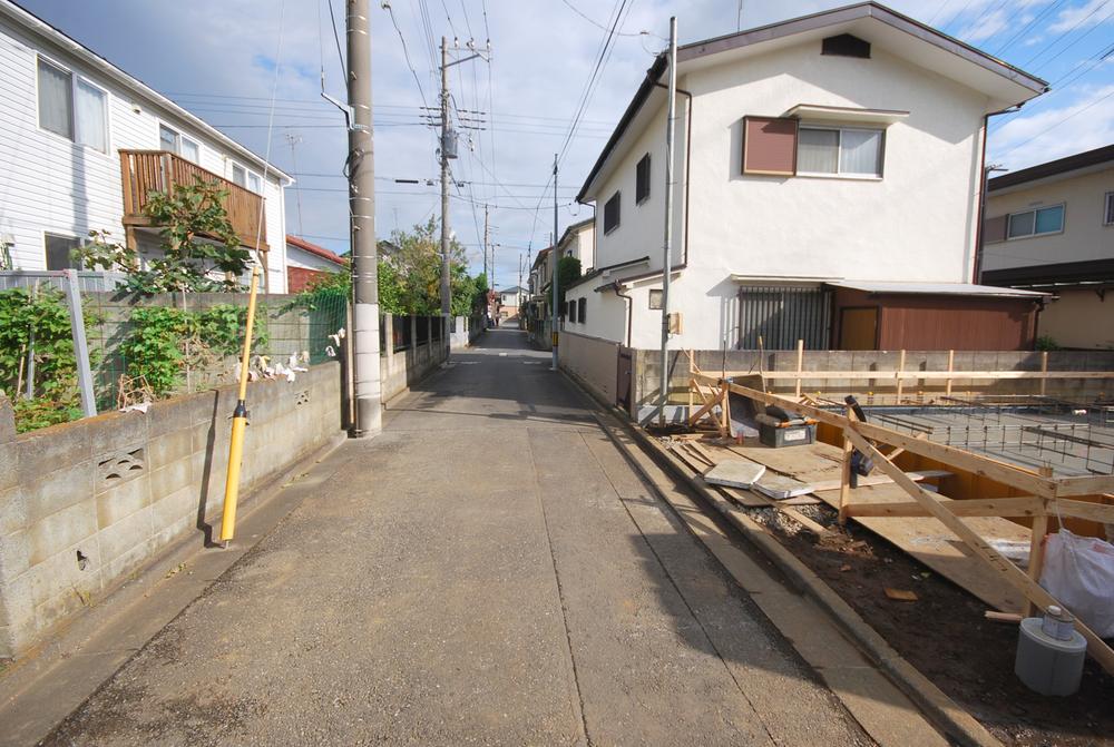 Local photos, including front road. Local (11 May 2013) Shooting