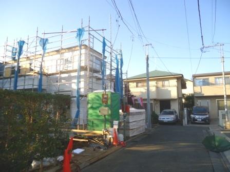 Local photos, including front road. Local (November 16, 2013) Shooting