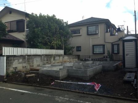 Local photos, including front road. Local (10 May 2013) Shooting