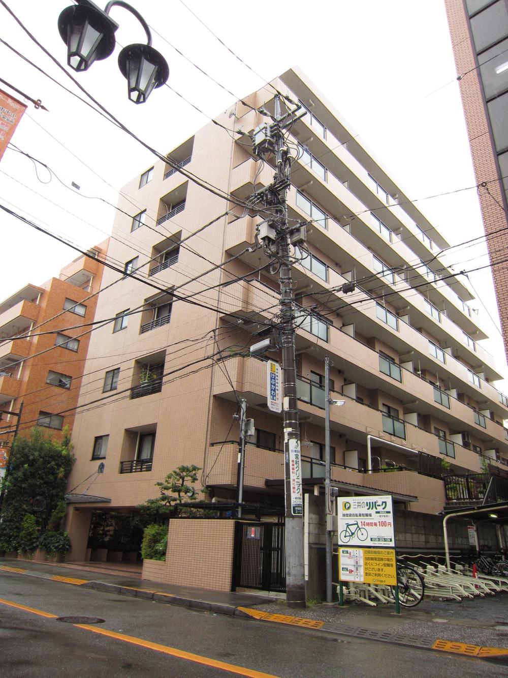 Local appearance photo. Local (10 May 2013) Shooting