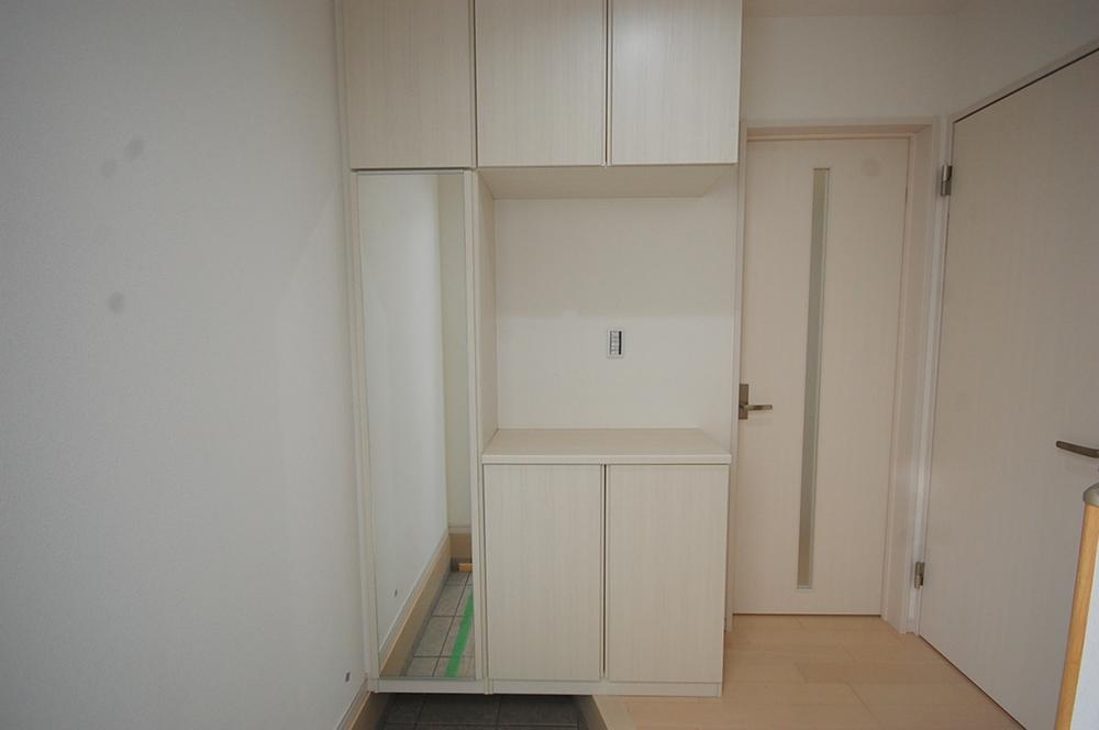 Entrance. Local Photos