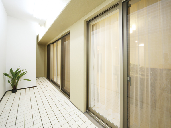 Other.  [balcony] Balcony with depth. Will produce a more open feeling in the room when the Akehana' the sash.