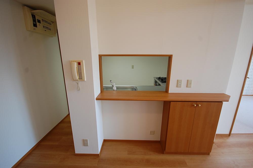 Kitchen. Local Photos