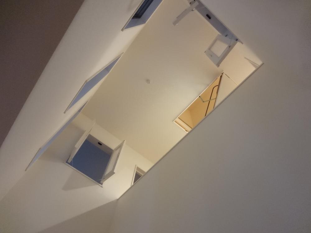 Non-living room. Atrium (November 2013) Shooting