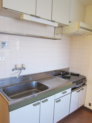 Kitchen. ☆ Large kitchen ☆