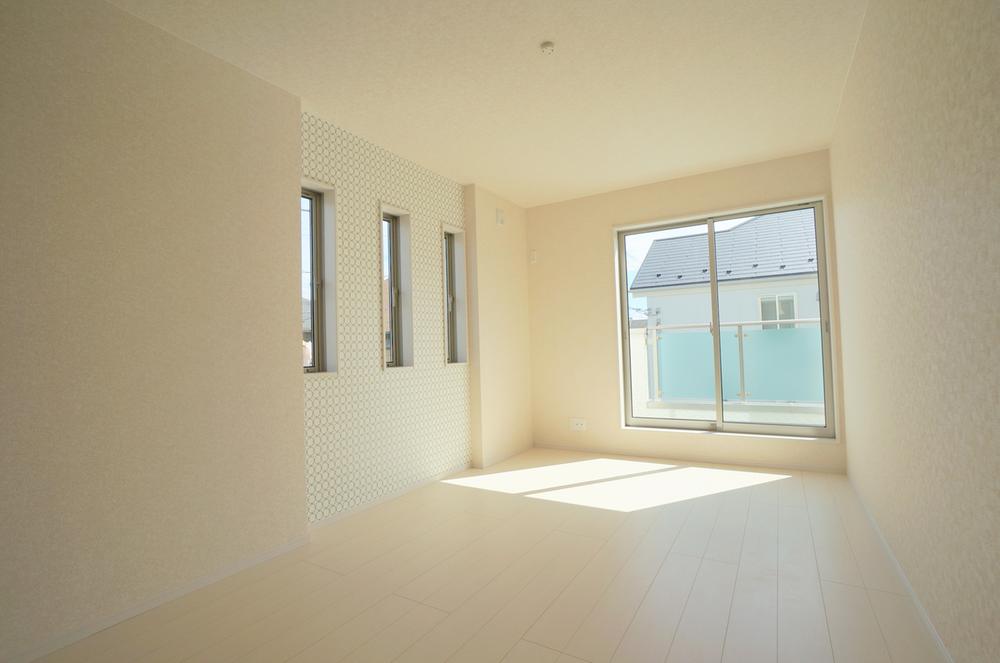 Non-living room. Local (September 2013) Shooting