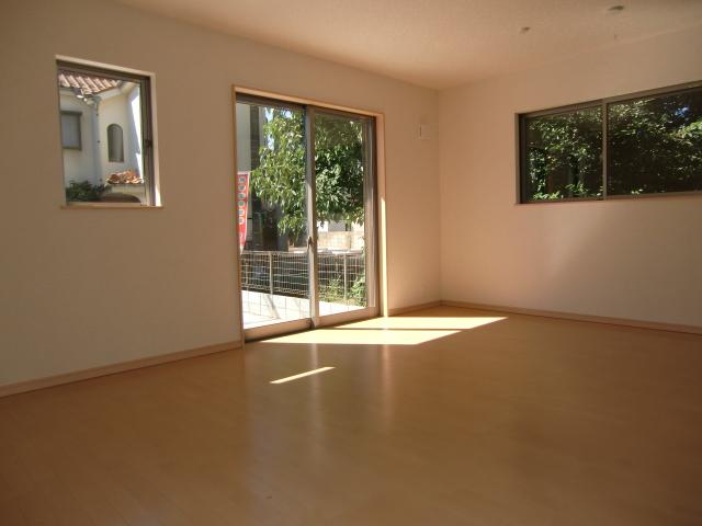 Living. LDK14.87 Pledge! Day is also good, Bright living room!