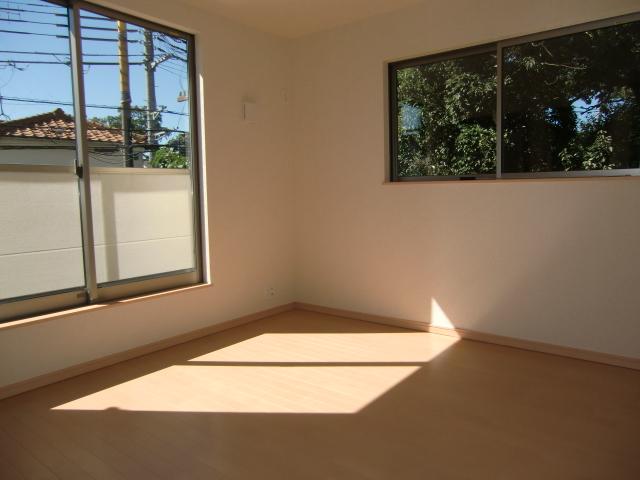 Non-living room. 2 Kaikyoshitsu