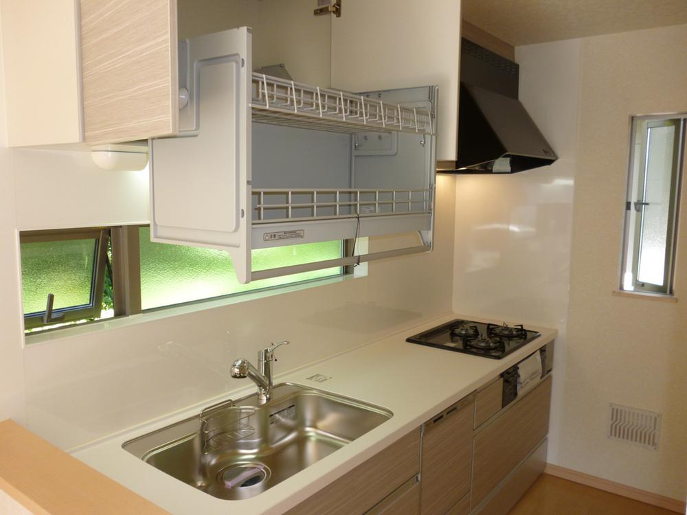 Other Equipment. Lift-down cupboard