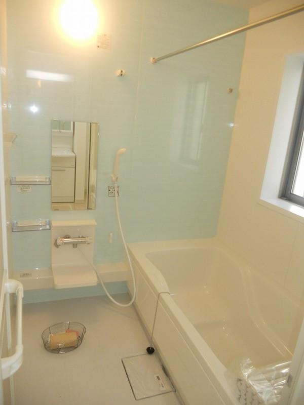 Bathroom. Building 3