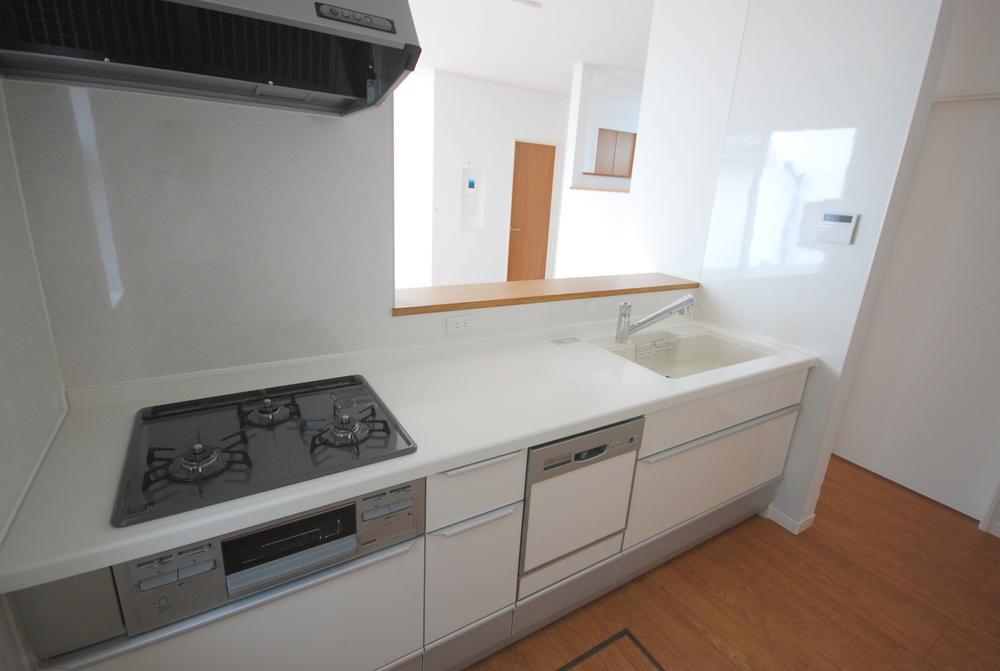 Same specifications photo (kitchen). Example of construction