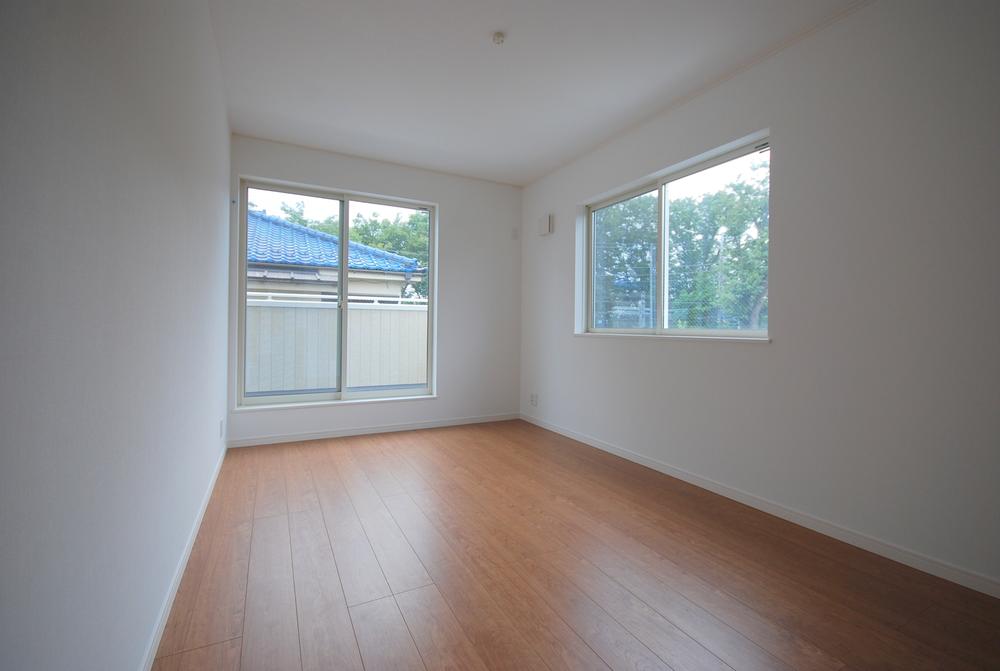 Same specifications photos (Other introspection). Example of construction