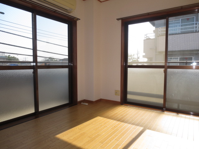 Living and room