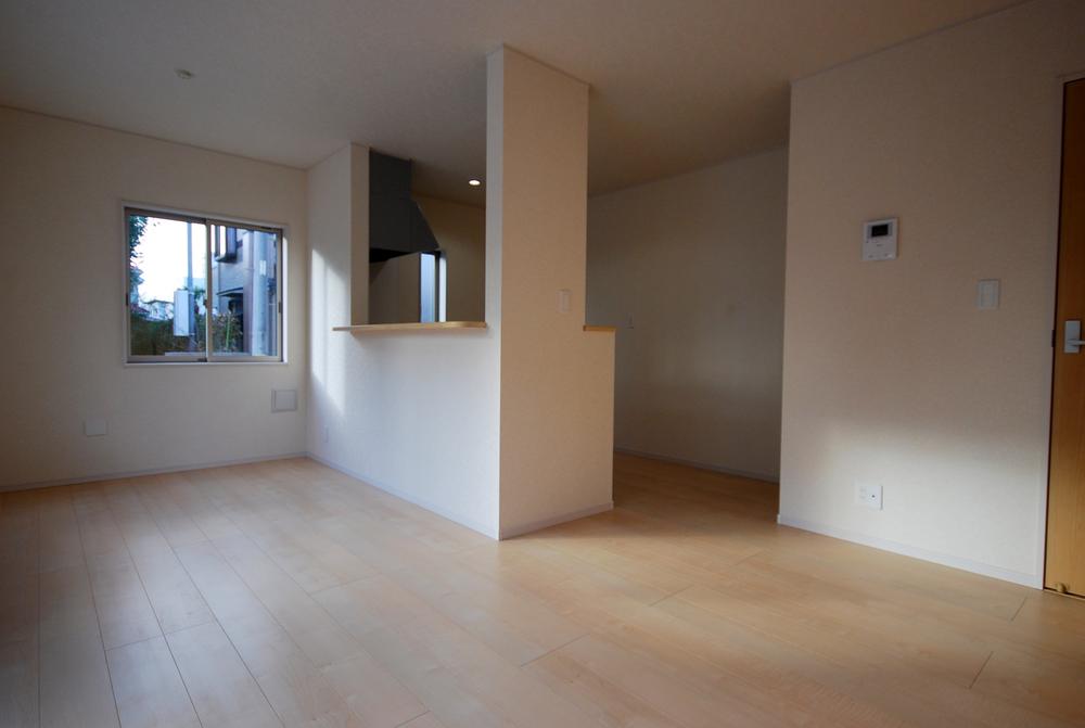 Living. Local Photos