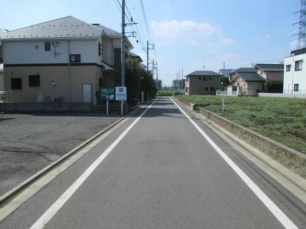 Local photos, including front road. Local (September 2013) Shooting Shooting from north