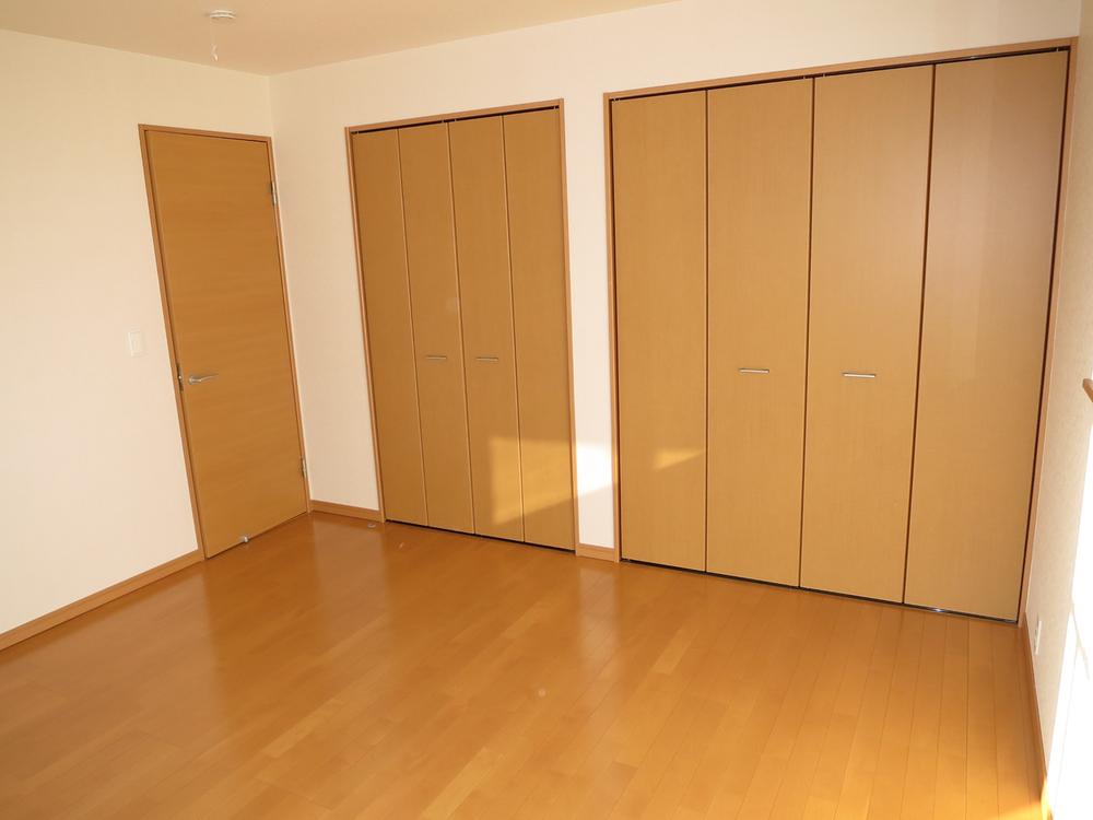 Non-living room. Local (11 May 2013) Shooting