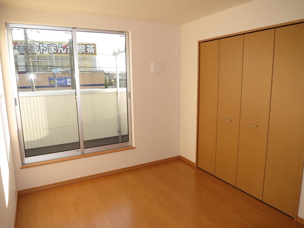 Non-living room. Local (11 May 2013) Shooting