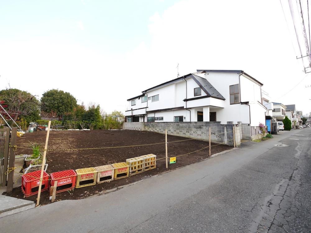 Local land photo. Local (11 May 2013) Shooting