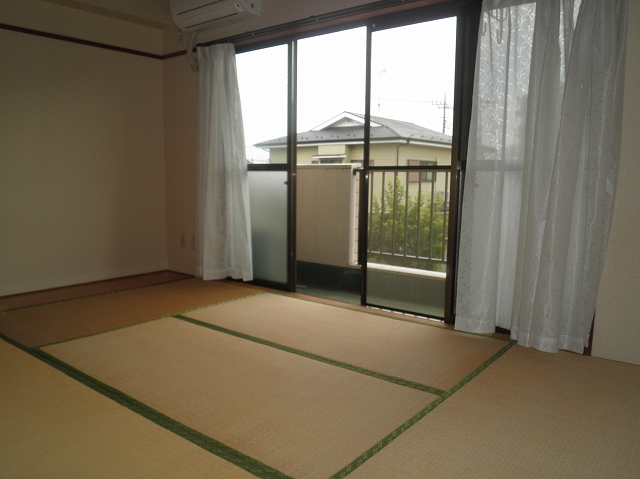 Other room space