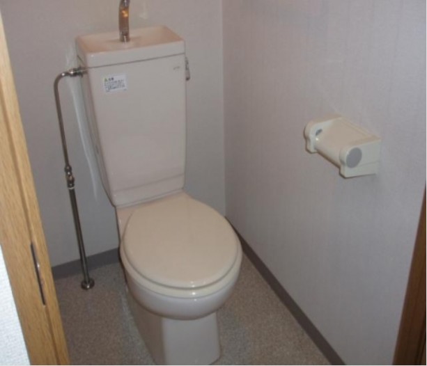 Toilet.  ☆ Bidet can be installed!  ☆