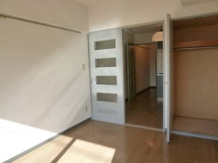 Other. Separate them the kitchen and the room.