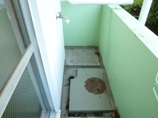 Other Equipment. Laundry Area is located in the veranda