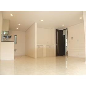 Same specifications photos (living). Example of construction