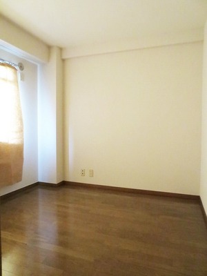 Other room space. Western style room