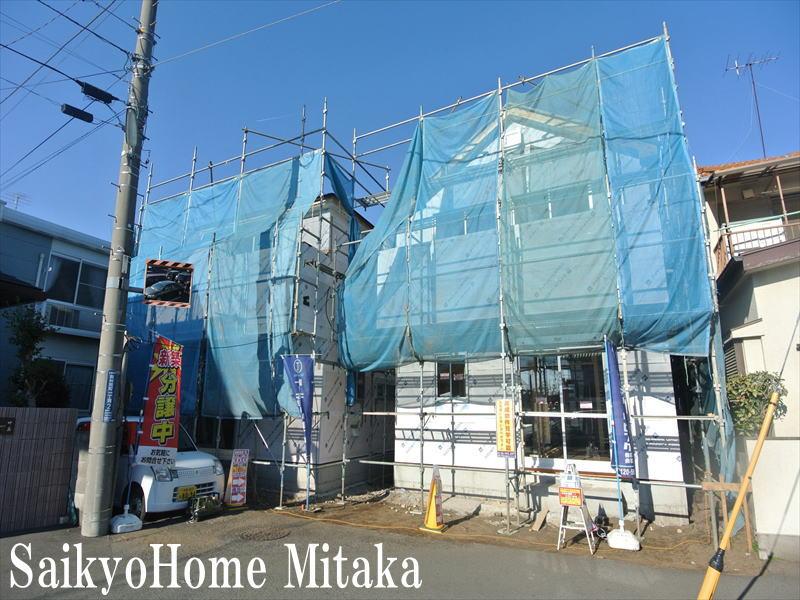 Local appearance photo. Local (12 May 2013) Shooting