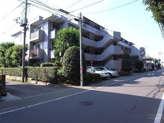 Local appearance photo