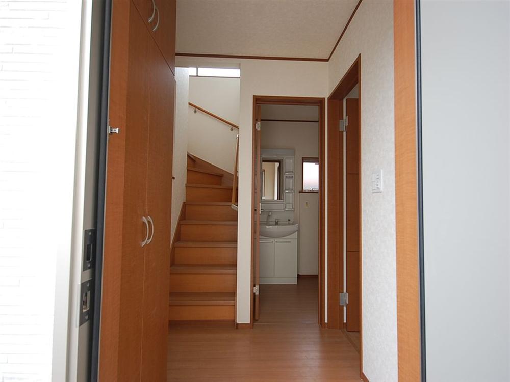 Same specifications photos (Other introspection). Seller same specifications