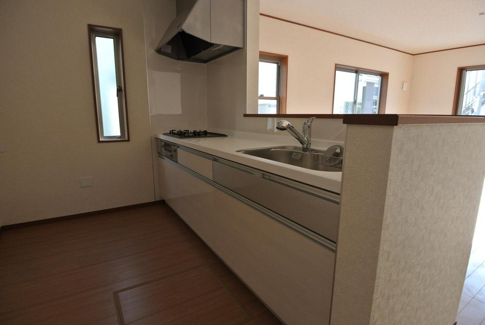 Same specifications photo (kitchen). Seller same specifications