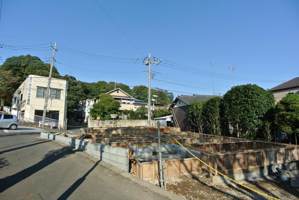 Local appearance photo. Local (11 May 2013) Shooting