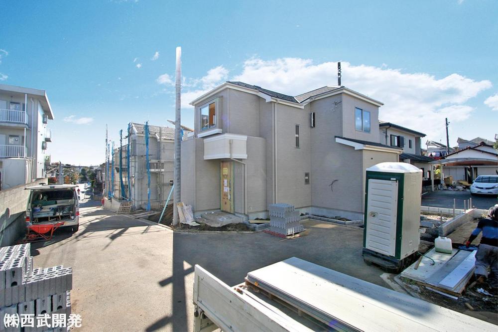 Local photos, including front road. Local (11 May 2013) Shooting D Building