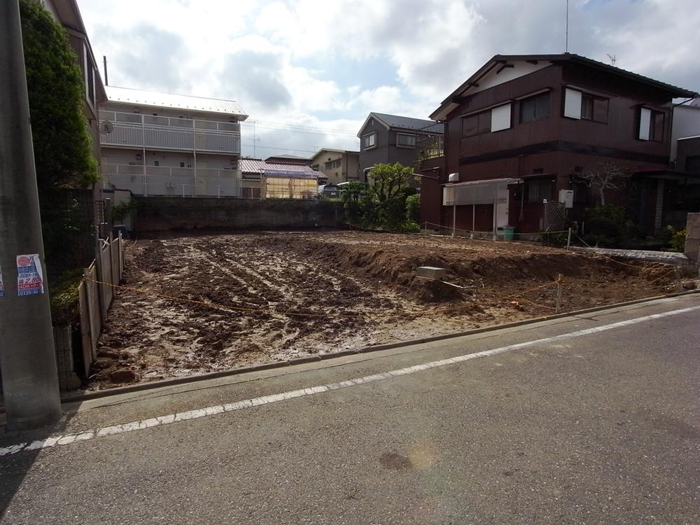 Local photos, including front road. ○ the model house will be announced! 