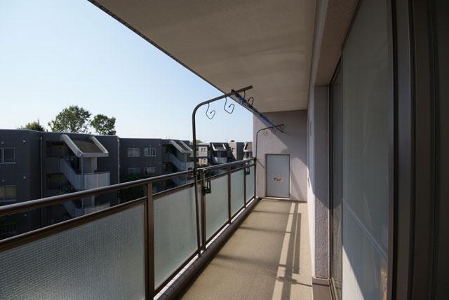 Balcony. Local (10 May 2013) Shooting