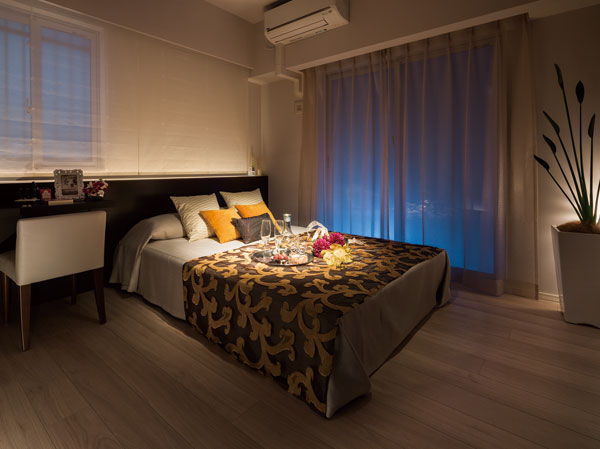 Interior.  [Michiru is deep peace, Elegant private space] Master bedroom with a walk-in closet with a storage capacity is, Elegant space that is wrapped in deep peace. It is surrounded by the important thing, Masu fun Me a time and spacious frog yourself.  ※ It depends on the type.
