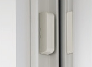 Security.  [Security sensors] 4th floor ・ 13 floor in all dwelling units all of the window, Other dwelling unit is installed the security sensors in the window of the corridor side. It sounds an alarm and to sense an abnormal, Abnormal signal to the management office will be calling.