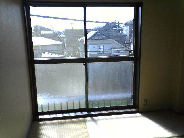 Living and room. South-facing a so bright room