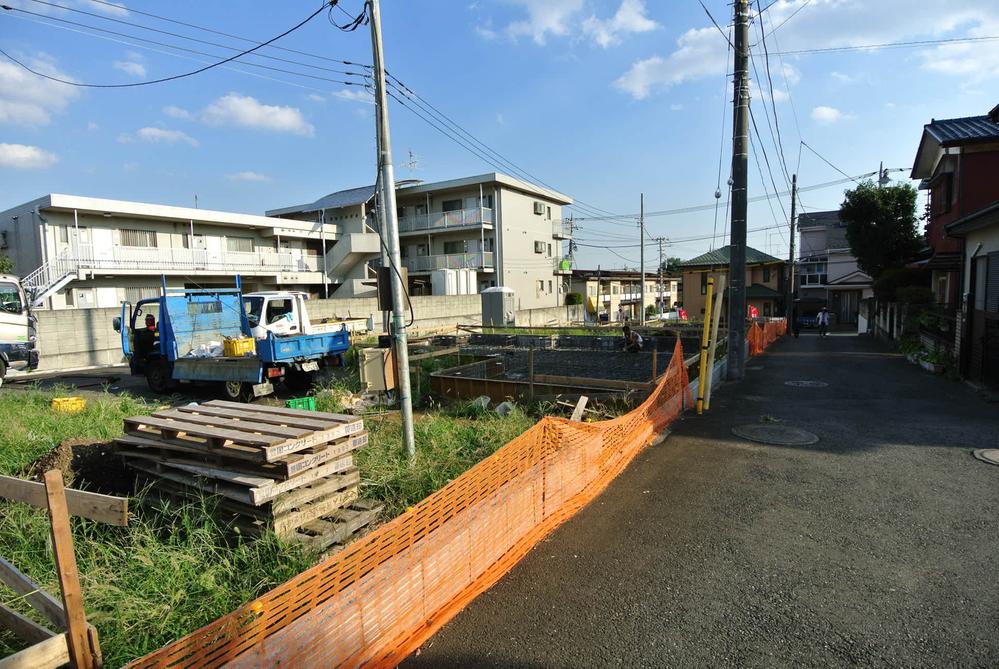 Local appearance photo. Local (10 May 2013) Shooting