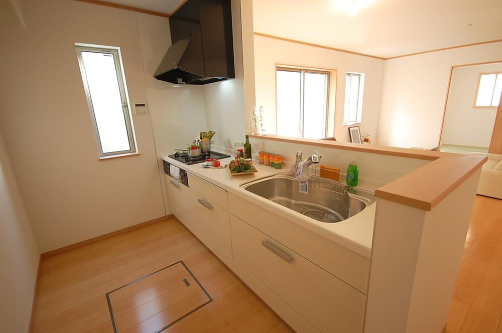 Same specifications photo (kitchen). Seller same specifications