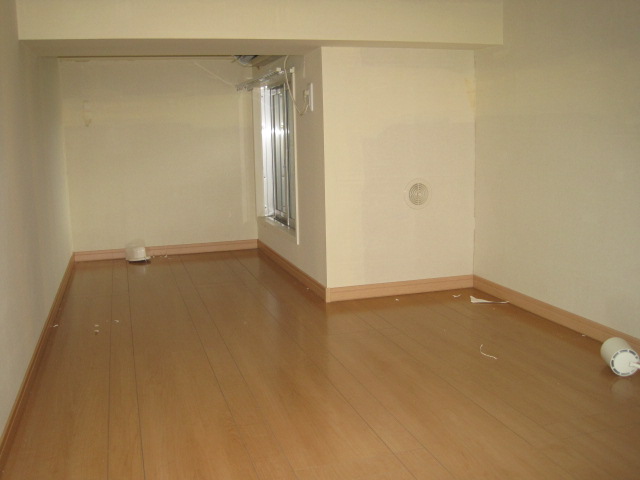 Other room space.  ☆ Loft ☆ 