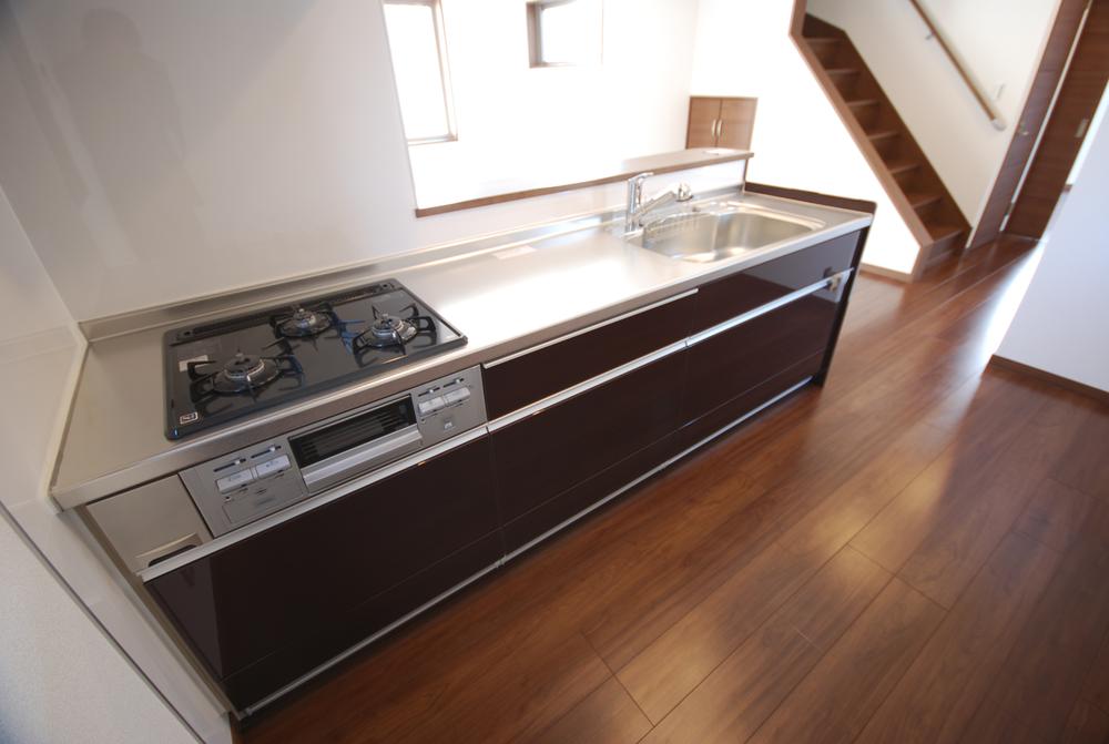 Kitchen. Seller same specifications