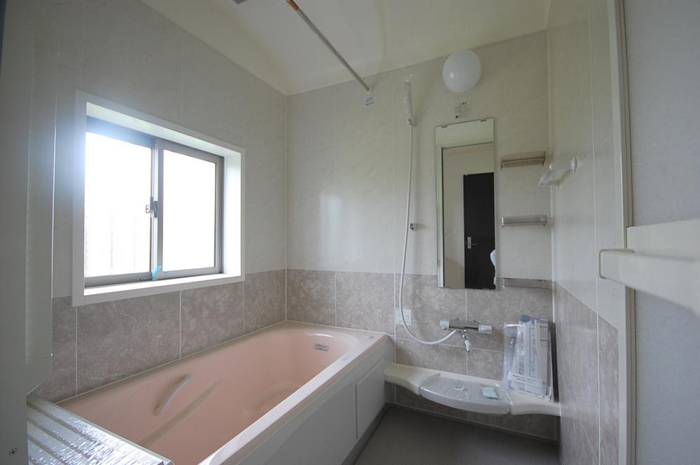 Same specifications photo (bathroom). Seller same specifications