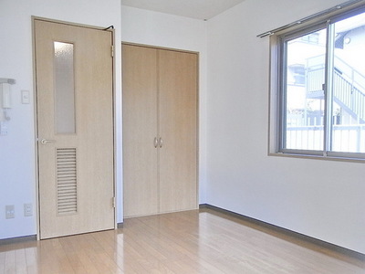 Living and room. Corner room two-sided lighting