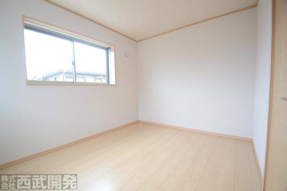 Non-living room. Building 2