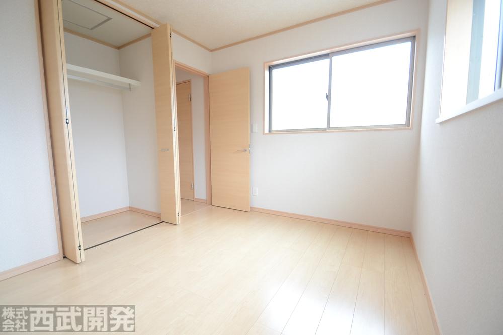 Non-living room. Building 2