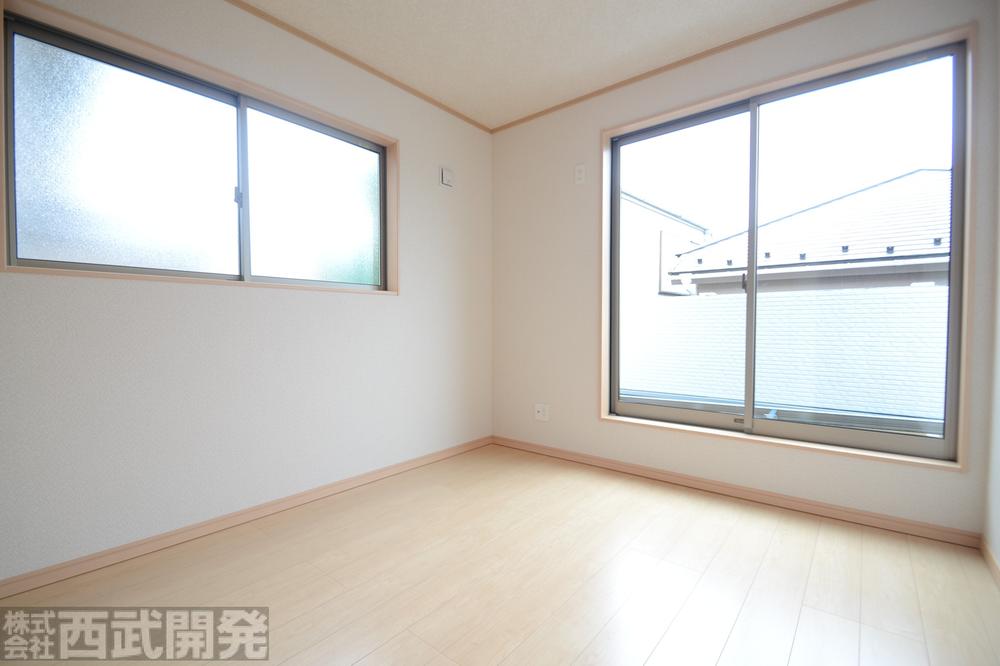 Non-living room. Building 2