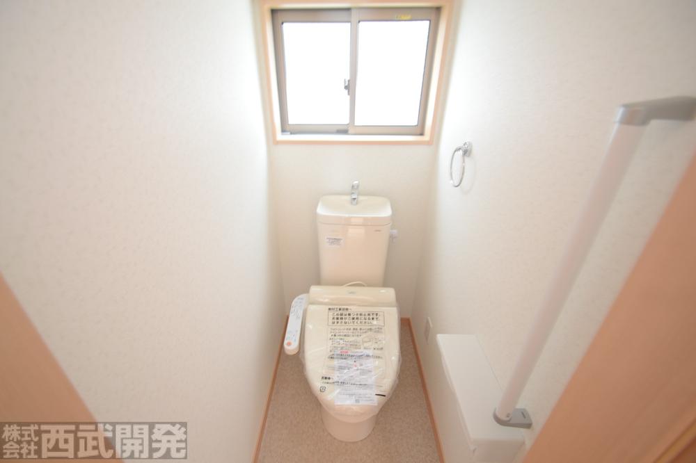 Toilet. 1st floor ・ Second floor Washlet