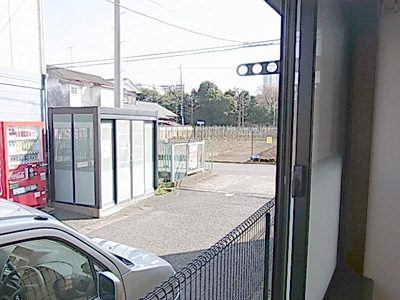 View. Clothesline space